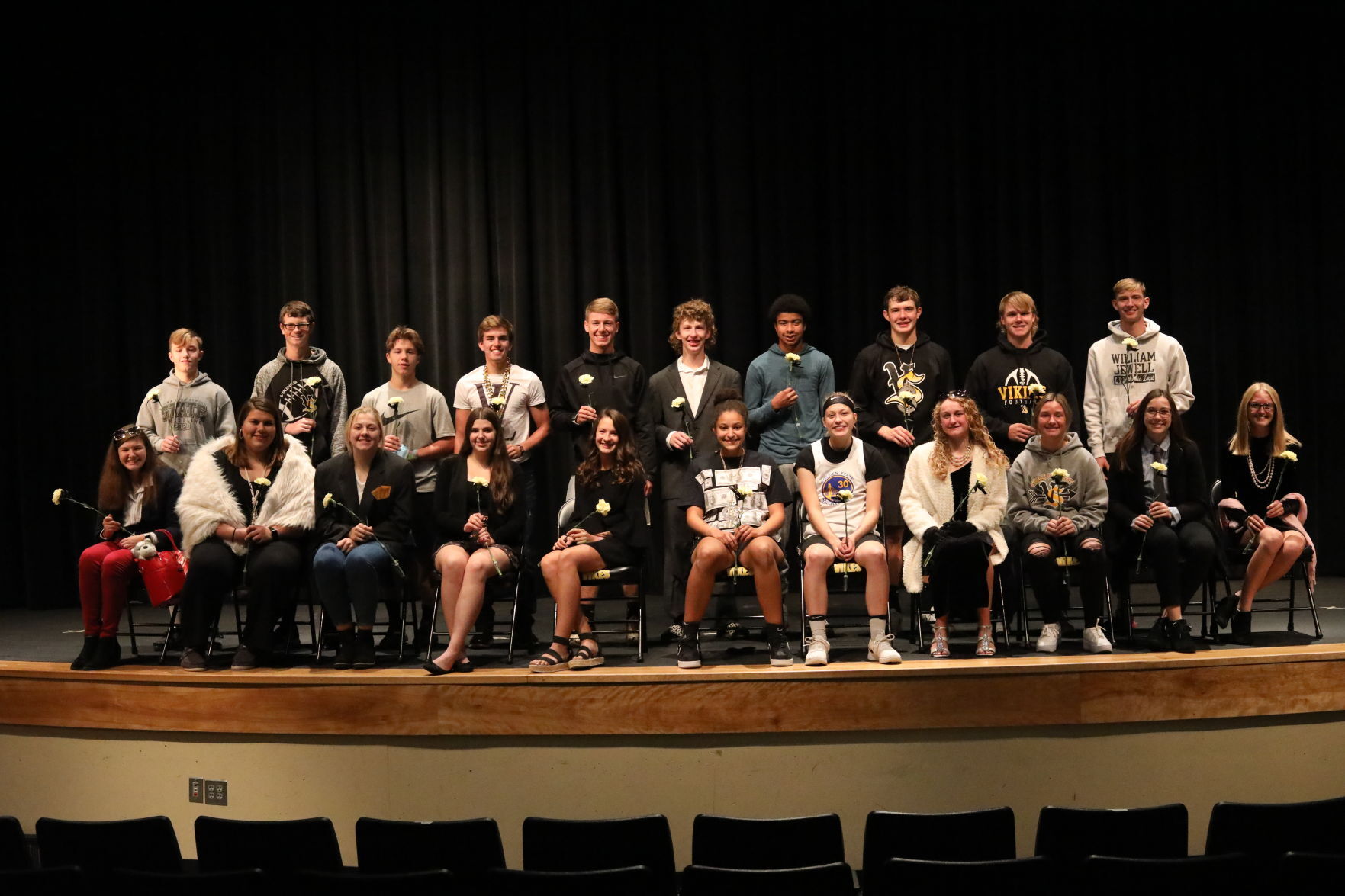 Vinton-Shellsburg announces 2020 Homecoming Court